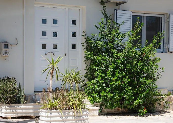 Rene Luxury * مدينة زاكينثوس